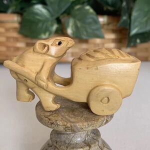 Japanese Boxwood Netsuke Figurine Mouse Pushing Food Cart Hand Carved Animal 2.8